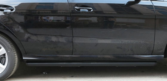 Jeep Grand Cherokee Improved Accessibility Electric Running Boards and Power Steps